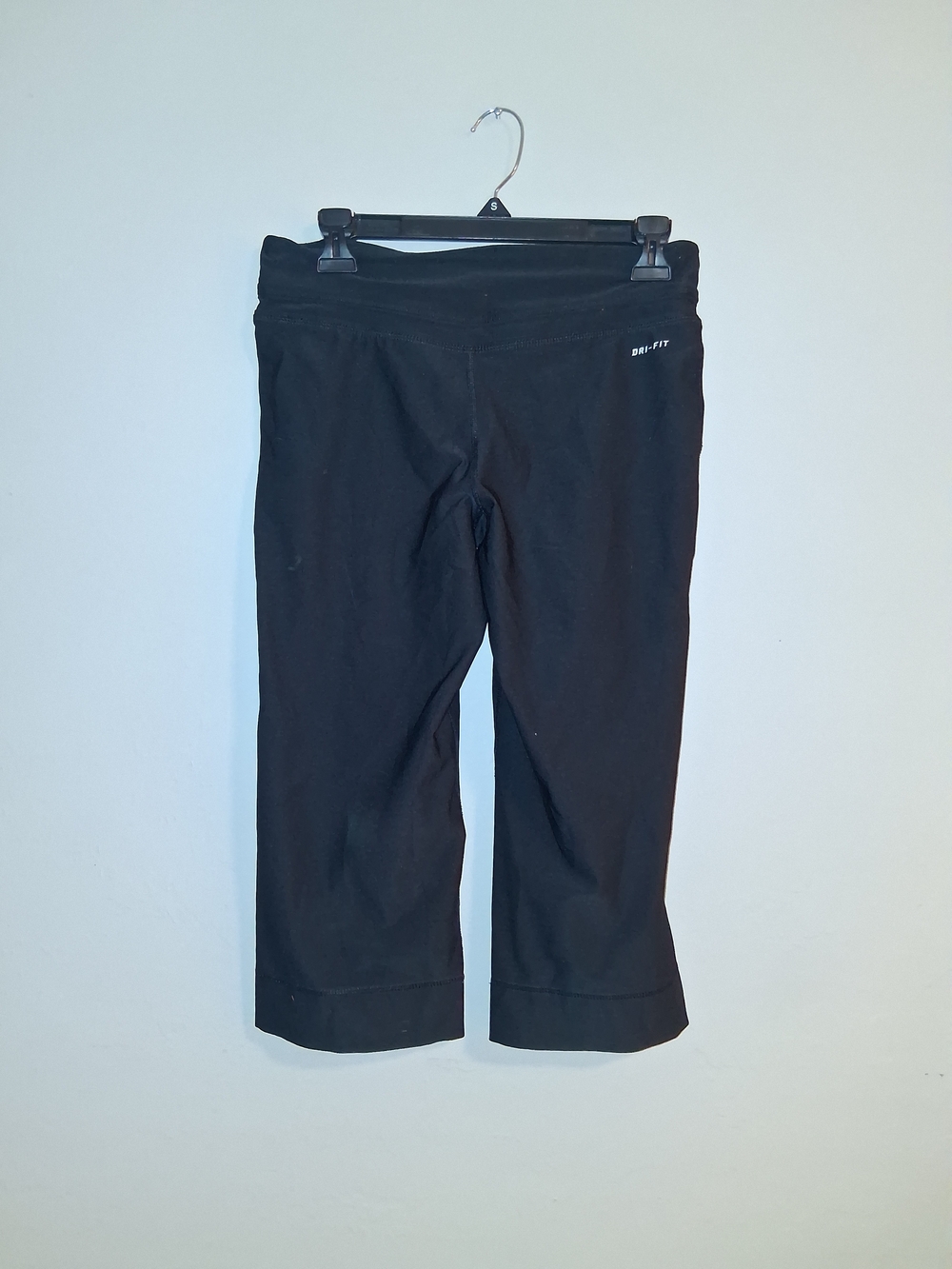 Nike Kids' Black Dri-FIT Cropped Leggings